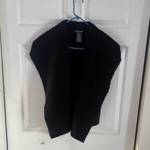 Chelsea & Theodore Black Shrug